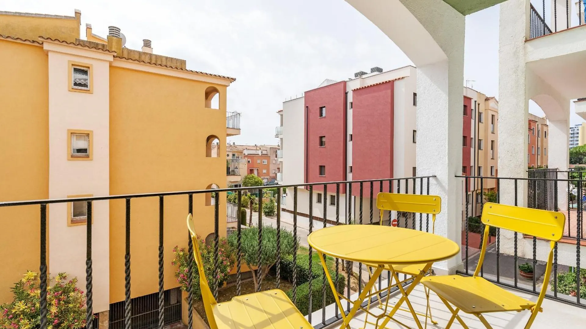 Welcs Apartamento 079 Emp Cerca Del Mar Apartment Empuriabrava 0*,  Spain